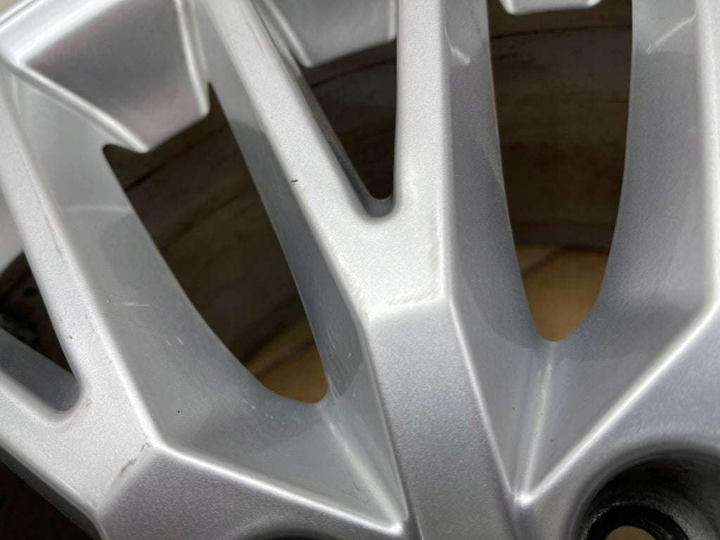 1x Alufelge 18 Zoll 8.5" 5x112 50ET 8S0601025D Audi Tt Rim Wheel FEL2135021646uj