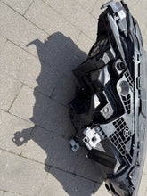 Laden Sie das Bild in den Galerie-Viewer, Frontscheinwerfer Mercedes-Benz Cla A1749064202 Links Scheinwerfer Headlight SCH2672266895of