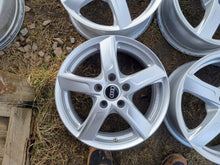 Laden Sie das Bild in den Galerie-Viewer, 4x Alufelge 16 Zoll 6.5" 5x112 41ET Glanz Silber KBA51975 VW Passat Rim Wheel FEL7499095281ev