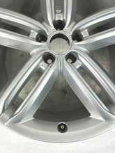 Laden Sie das Bild in den Galerie-Viewer, 1x Alufelge 20 Zoll 8.5&quot; 5x112 43ET 4G9601025G Audi A6 C7 Rim Wheel