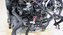 Laden Sie das Bild in den Galerie-Viewer, Motor Volvo S60 D5244T5 2.4 163PS 120kW 151TKm Diesel Engine Komplett MOT8069839080xh