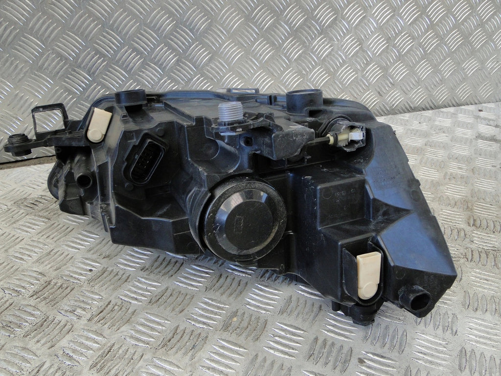 Frontscheinwerfer Skoda Fabia I 6VB941015 LED Ein Stück (Rechts oder Links)