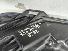 Load image into Gallery viewer, Frontscheinwerfer Skoda Fabia II Roomster Rechts Scheinwerfer Headlight