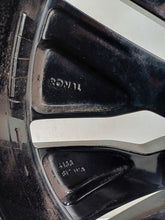 Load image into Gallery viewer, 1x Alufelge 17 Zoll 6.5" 5x112 44ET A1774010200 Mercedes-Benz W177 Rim Wheel FEL2047912860hs