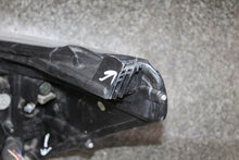 Laden Sie das Bild in den Galerie-Viewer, Frontscheinwerfer Toyota Hilux LED Ein Stück (Rechts oder Links) Headlight SCH9974647243kc