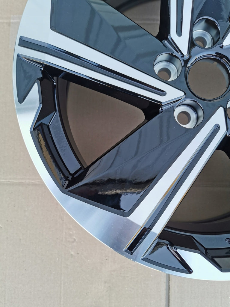 1x Alufelge 18 Zoll 7.0" 5x114.3 38ET 4250G472 Mitsubishi Eclipse Cross