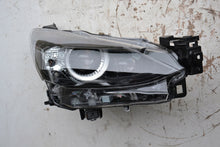 Laden Sie das Bild in den Galerie-Viewer, Frontscheinwerfer Mazda II D43N-51030 LED Rechts Scheinwerfer Headlight