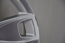 Laden Sie das Bild in den Galerie-Viewer, 4x Alufelge 17 Zoll 7.5" 5x112 56ET Glanz Silber 8P0601025BL Audi A3 Rim Wheel FEL6890701073zb