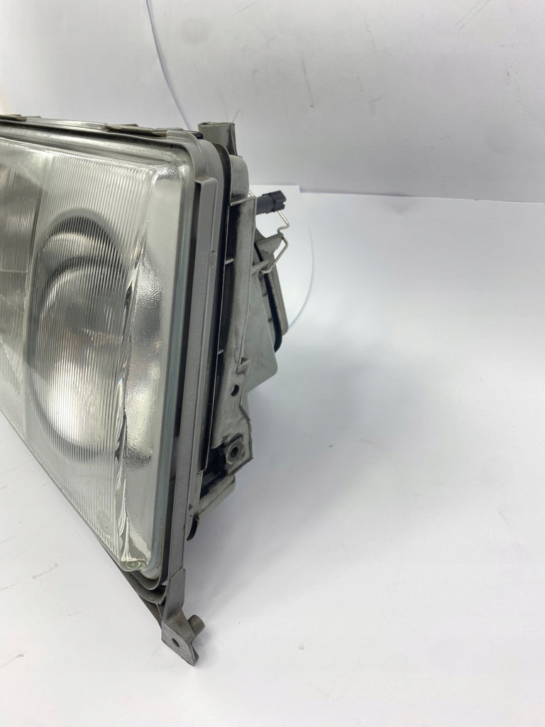 Frontscheinwerfer Mercedes-Benz W124 138794 12997600 Rechts oder Links SCH6582517958gk