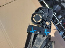 Laden Sie das Bild in den Galerie-Viewer, Frontscheinwerfer Peugeot 308 I 9677523080 Links Scheinwerfer Headlight SCH8767319869rk