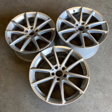 Laden Sie das Bild in den Galerie-Viewer, 1x Alufelge 19 Zoll 10.0" 5x112 A2234011200 Mercedes-Benz W223 Rim Wheel FEL4477473022sj