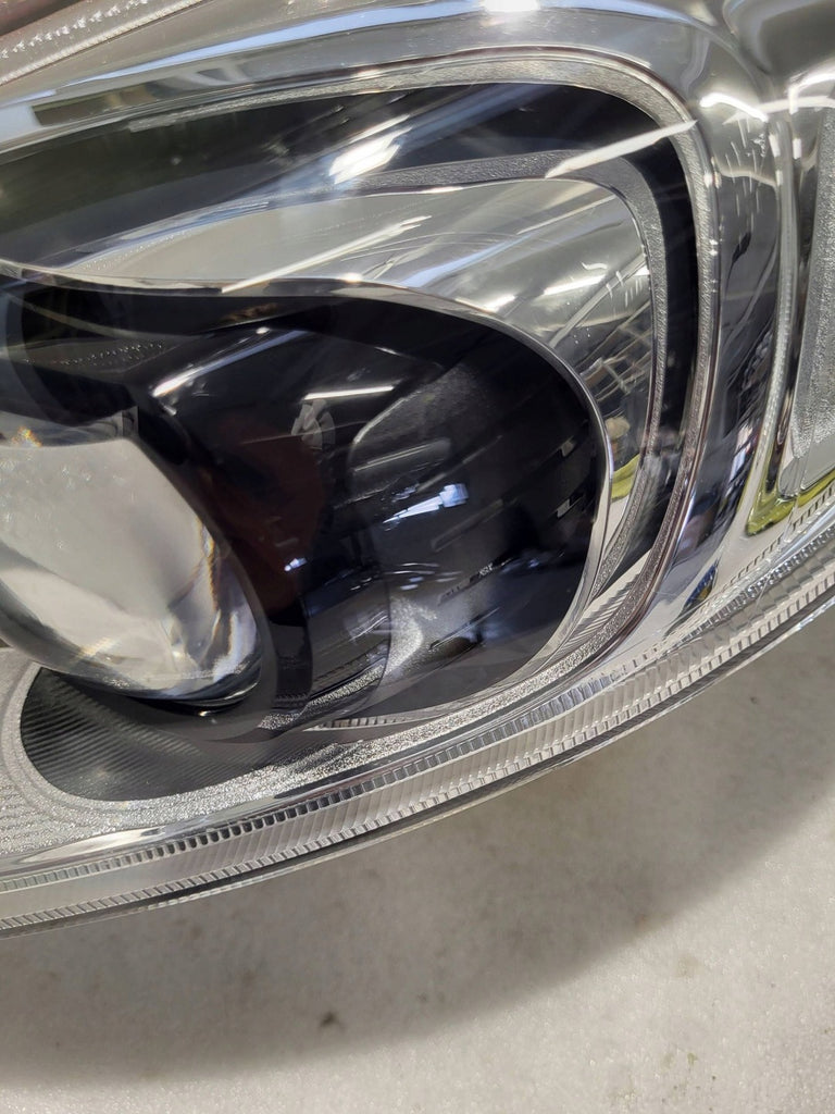 Frontscheinwerfer Ford Focus F1EB13D155AC Ein Stück (Rechts oder Links) SCH6871636464mg