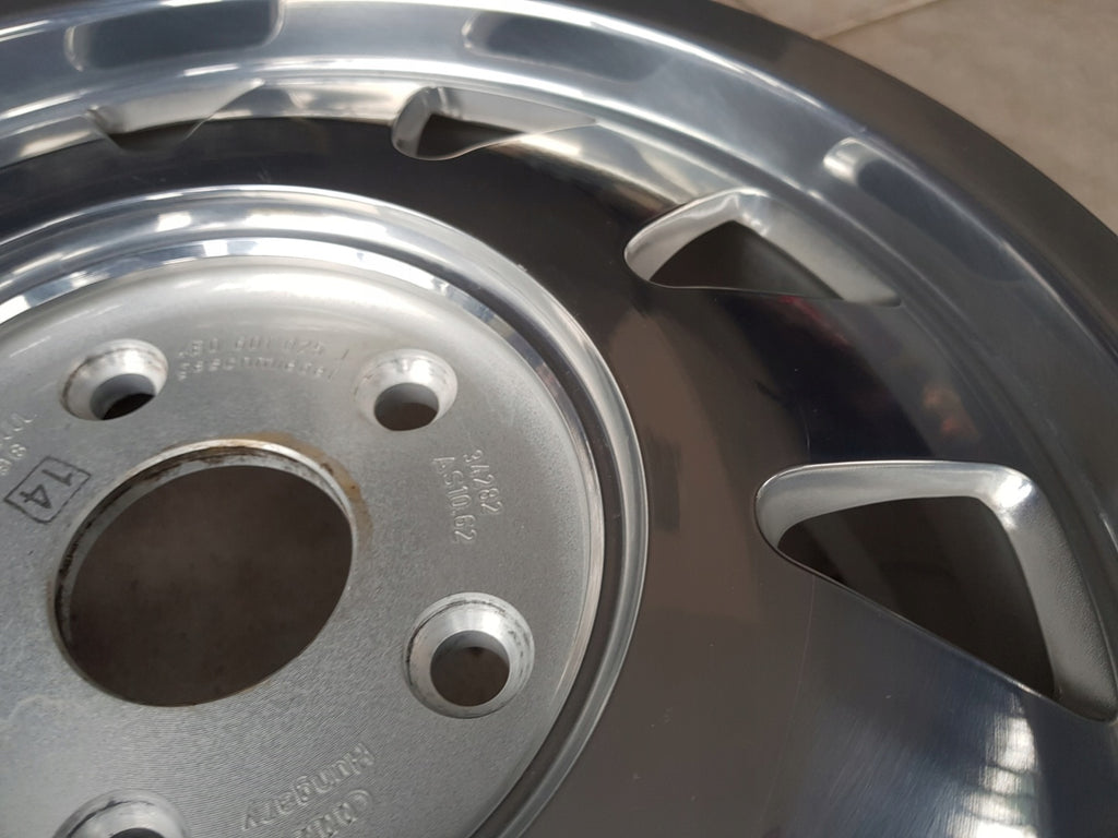 1x Alufelge 15 Zoll 6.0" 5x112 45ET Glanz Silber 4B0601025J Audi A4 B5 C5 FEL5088583942sn