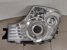 Laden Sie das Bild in den Galerie-Viewer, Frontscheinwerfer Mercedes-Benz A9608200639 Xenon Links Scheinwerfer Headlight