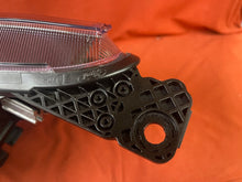 Laden Sie das Bild in den Galerie-Viewer, Frontscheinwerfer Ford Focus 512493189 Full LED Rechts Scheinwerfer Headlight SCH6610935490ae