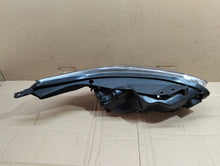 Load image into Gallery viewer, Frontscheinwerfer Kia Ceed J7921-21030 Ein Stück (Rechts oder Links) Headlight