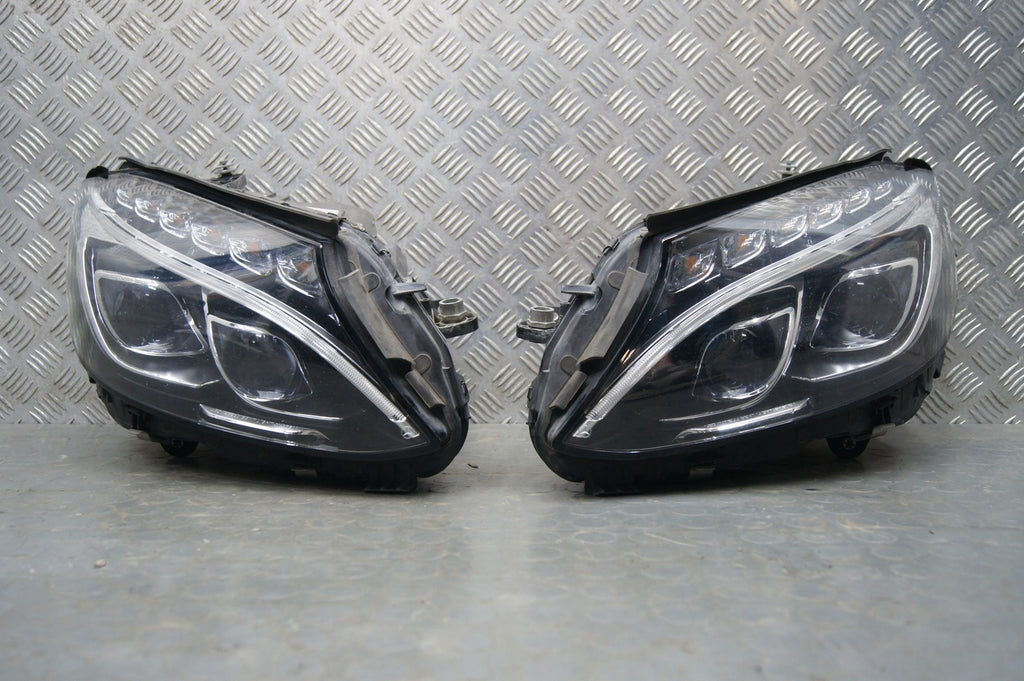 Frontscheinwerfer Mercedes-Benz W205 A2058203061 A2058202961 Full LED Ein Satz SCH6790254559oe