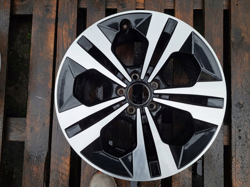 1x Alufelge 18 Zoll 7.5" 5x112 53ET Glanz Schwarz A2474012900 Mercedes-Benz FEL6538919896eu