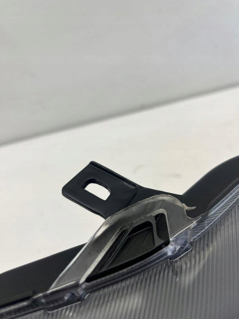 Frontscheinwerfer Toyota Yaris Links Scheinwerfer Headlight