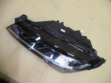 Laden Sie das Bild in den Galerie-Viewer, Frontscheinwerfer Skoda Superb III 3V1941015D Links Scheinwerfer Headlight