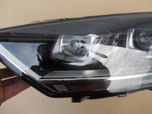 Laden Sie das Bild in den Galerie-Viewer, Frontscheinwerfer VW Golf Sportsvan 517941031B Xenon Links Headlight SCH4212250833ee