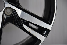 Load image into Gallery viewer, 1x Alufelge 18 Zoll 7.5" 5x108 50 5ET Glanz 32327352 Volvo Rim Wheel FEL8938001405su