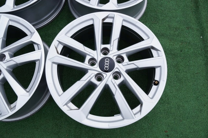 4x Alufelge 17 Zoll 6.5" 5x112 43ET Glanz Silber 8Y0601025L Audi A3 Rim Wheel FEL3828784717fw