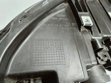 Laden Sie das Bild in den Galerie-Viewer, Frontscheinwerfer VW Transporter 7L1941005B Links Scheinwerfer Headlight SCH7452775308gm