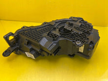 Laden Sie das Bild in den Galerie-Viewer, Frontscheinwerfer Skoda Scala 655941015A LED Links Scheinwerfer Headlight SCH3764112461sq