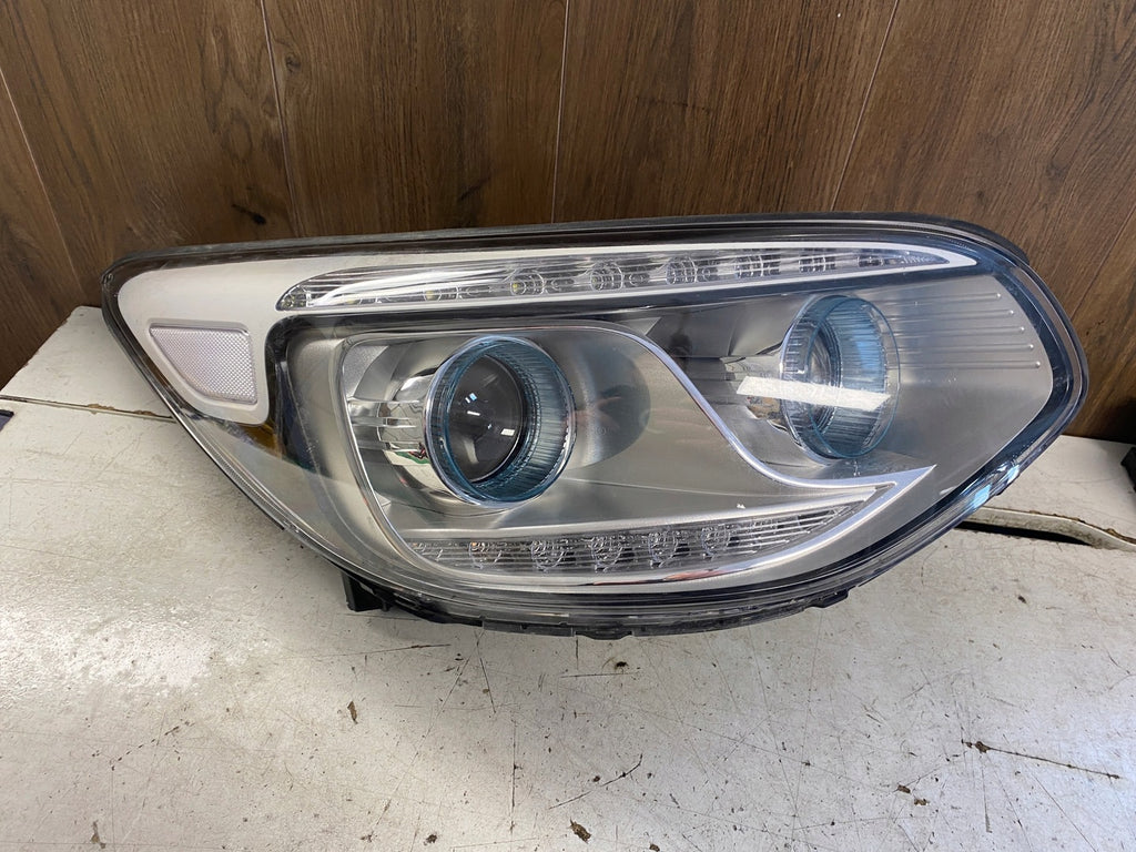 Frontscheinwerfer Kia Soul II 92102-E4 Rechts Scheinwerfer Headlight