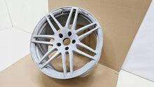 Load image into Gallery viewer, 1x Alufelge 21 Zoll 10.0&quot; 5x112 4L0601025L Audi Q7 Rim Wheel