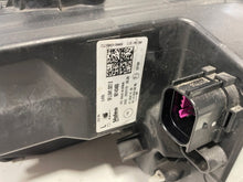 Load image into Gallery viewer, Frontscheinwerfer Seat Tarraco 5FJ941007E 90143460 LED Links Headlight SCH3787329032iy