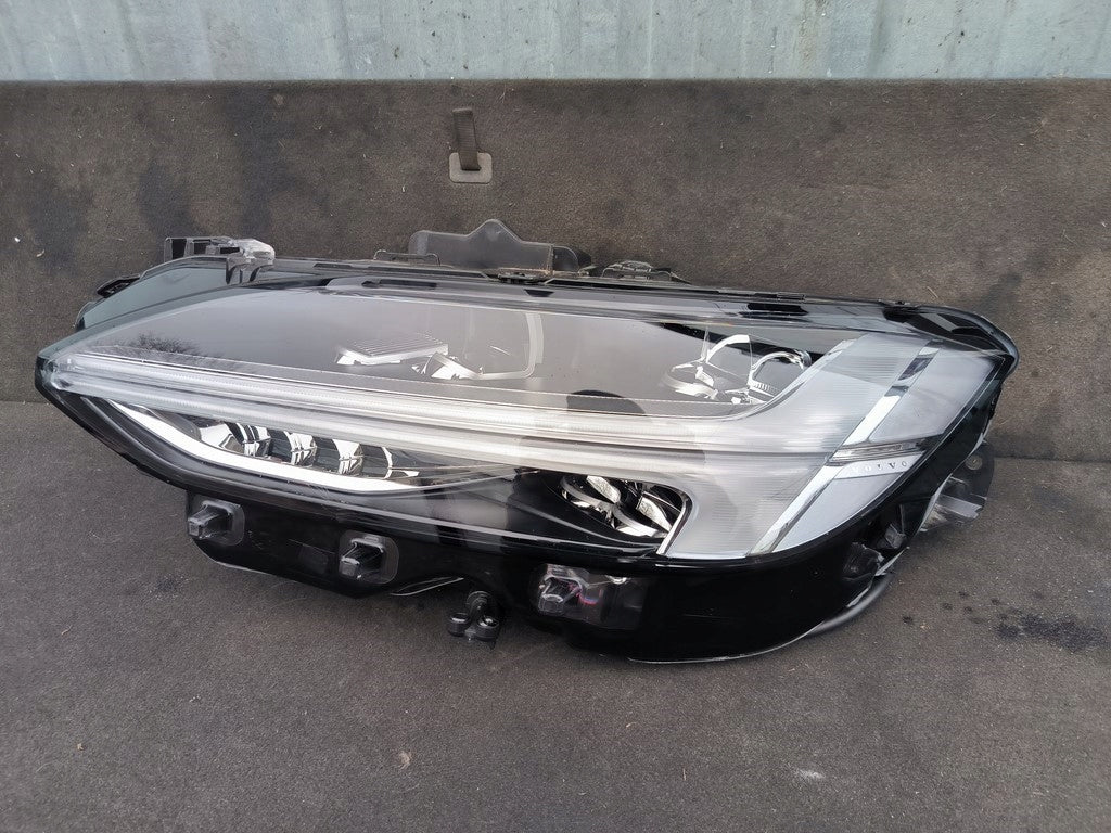 Frontscheinwerfer Volvo S90 V90 32228682 32228683 Ein Stück (Rechts oder Links) SCH4859202163nn