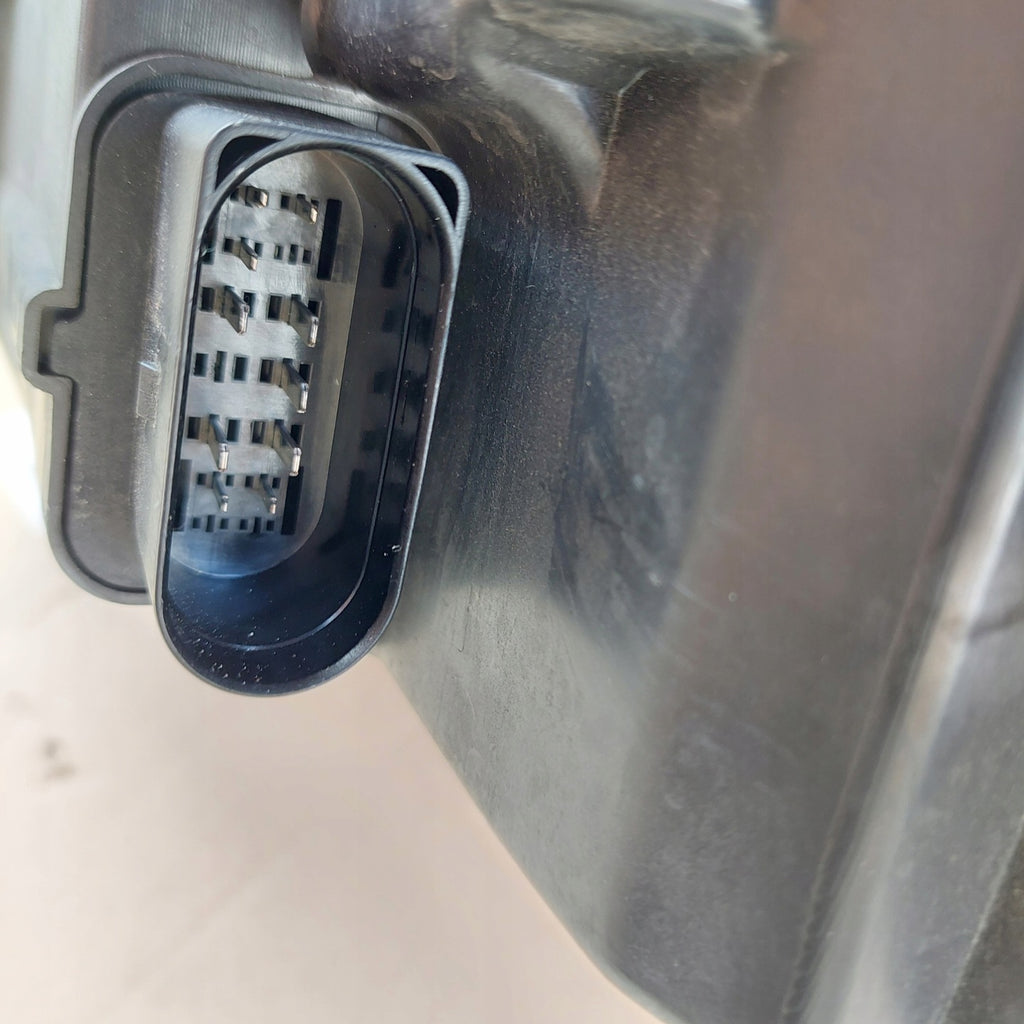 Frontscheinwerfer VW Golf VI Plus Xenon Rechts Scheinwerfer Headlight SCH3896115888nk