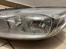 Load image into Gallery viewer, Frontscheinwerfer Ford Focus III F1EB-13W030-AF LED Links Scheinwerfer Headlight