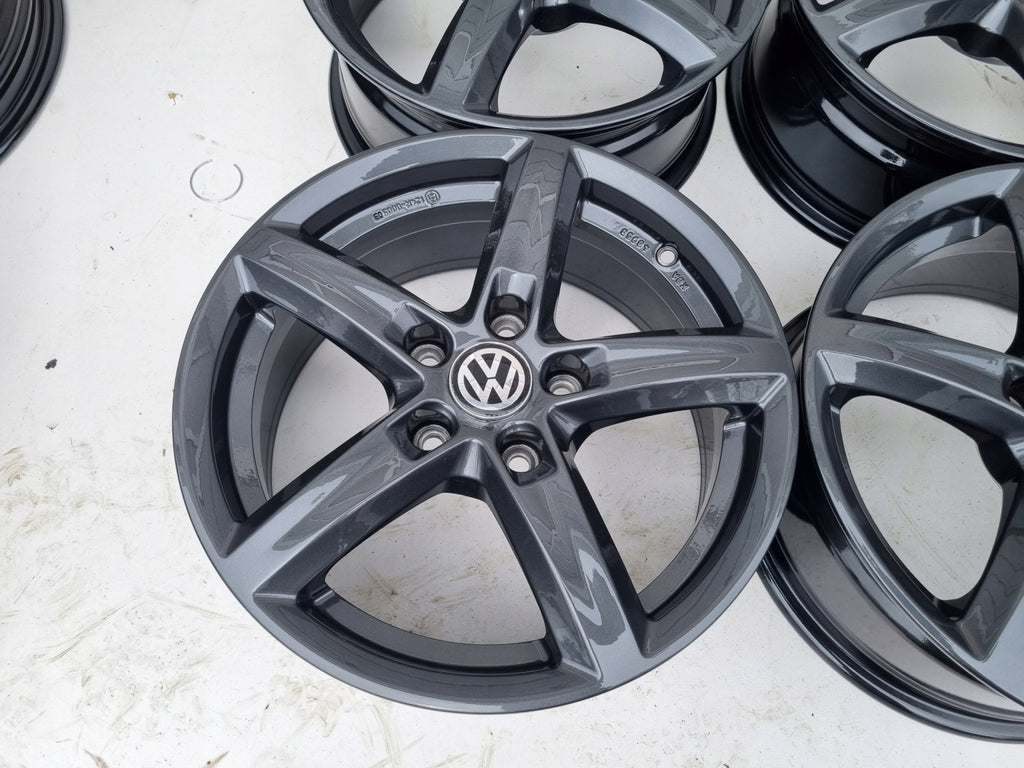4x Alufelge 16 Zoll 6.5" 5x112 46ET Silber 5G0601025 VW Golf VIII Touran Caddy FEL4553015513ke
