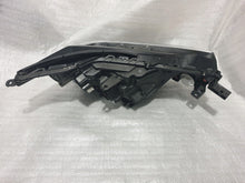 Load image into Gallery viewer, Frontscheinwerfer Toyota I 42119 LED Ein Satz Scheinwerfer Headlight