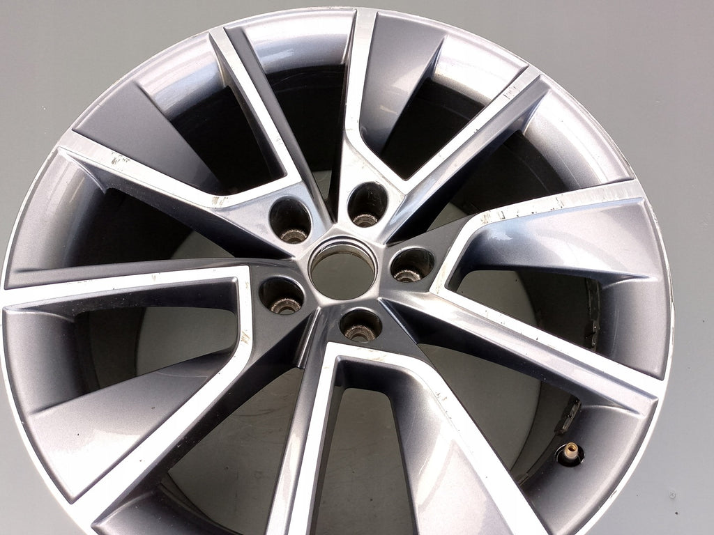 1x Alufelge 18 Zoll 8.5" 5x112 41ET 3V0601025BC Skoda Superb Iii Rim Wheel
