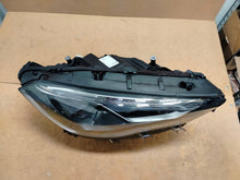 Laden Sie das Bild in den Galerie-Viewer, Frontscheinwerfer Mercedes-Benz W247 A2479064204 Rechts Scheinwerfer Headlight SCH3547935183js
