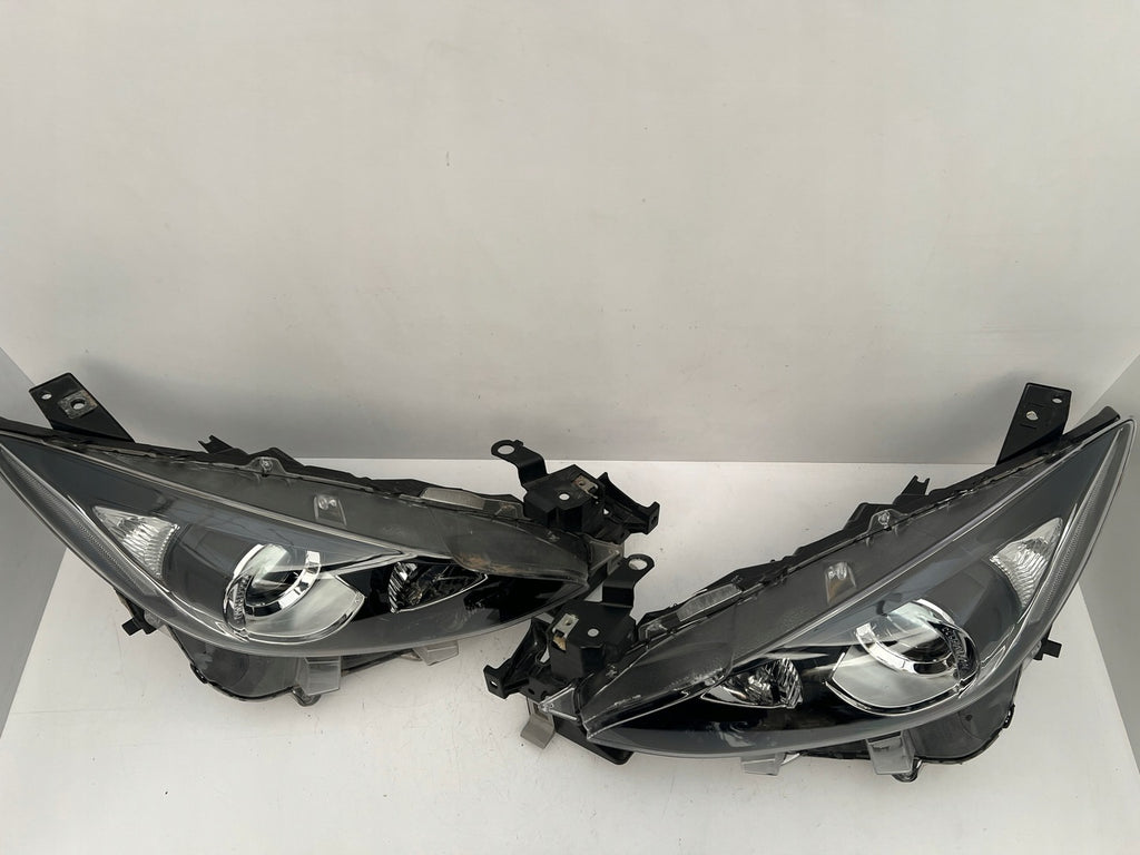 Frontscheinwerfer Mazda III BHR1-51030 BHR1-51040 Ein Satz Headlight SCH2481045872vv