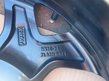 Laden Sie das Bild in den Galerie-Viewer, 1x Alufelge 18 Zoll 7.0&quot; 4x108 37,5ET Glanz Schwarz HN1C-BA Ford Fiesta Ecosport