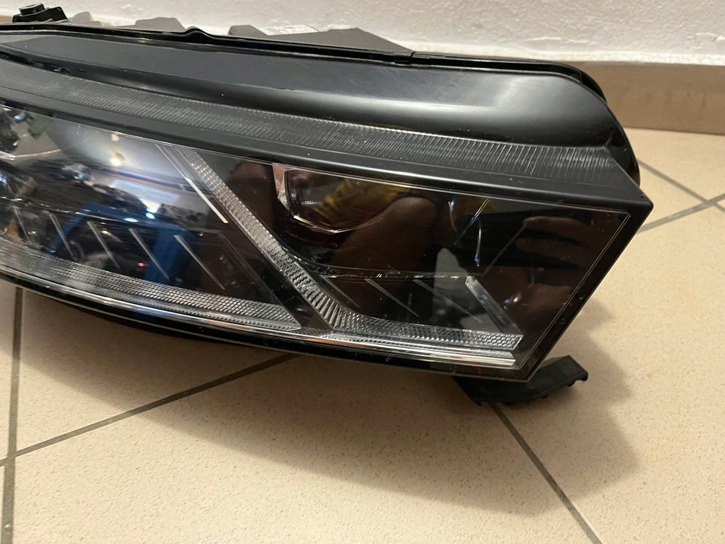 Frontscheinwerfer Skoda Octavia IV 5E4941016B LED Rechts Scheinwerfer Headlight SCH7737900951rl