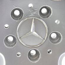 Laden Sie das Bild in den Galerie-Viewer, 1x Alufelge 17 Zoll 7.0" 5x112 A2094012802 Mercedes-Benz C209 Rim Wheel FEL7726690936io