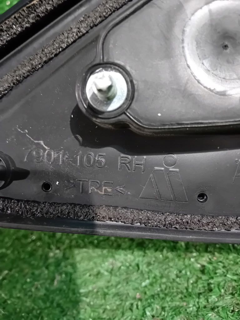 Außenspiegel Seitenspiegel Suzuki Vitara 84701-54PA0 Rechts Side Mirror