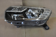 Laden Sie das Bild in den Galerie-Viewer, Frontscheinwerfer Dacia Logan Sandero II 260605665R Links Scheinwerfer Headlight