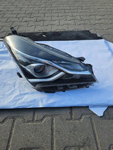 Load image into Gallery viewer, Frontscheinwerfer Toyota Yaris LED Rechts Scheinwerfer Headlight SCH4501586680tf