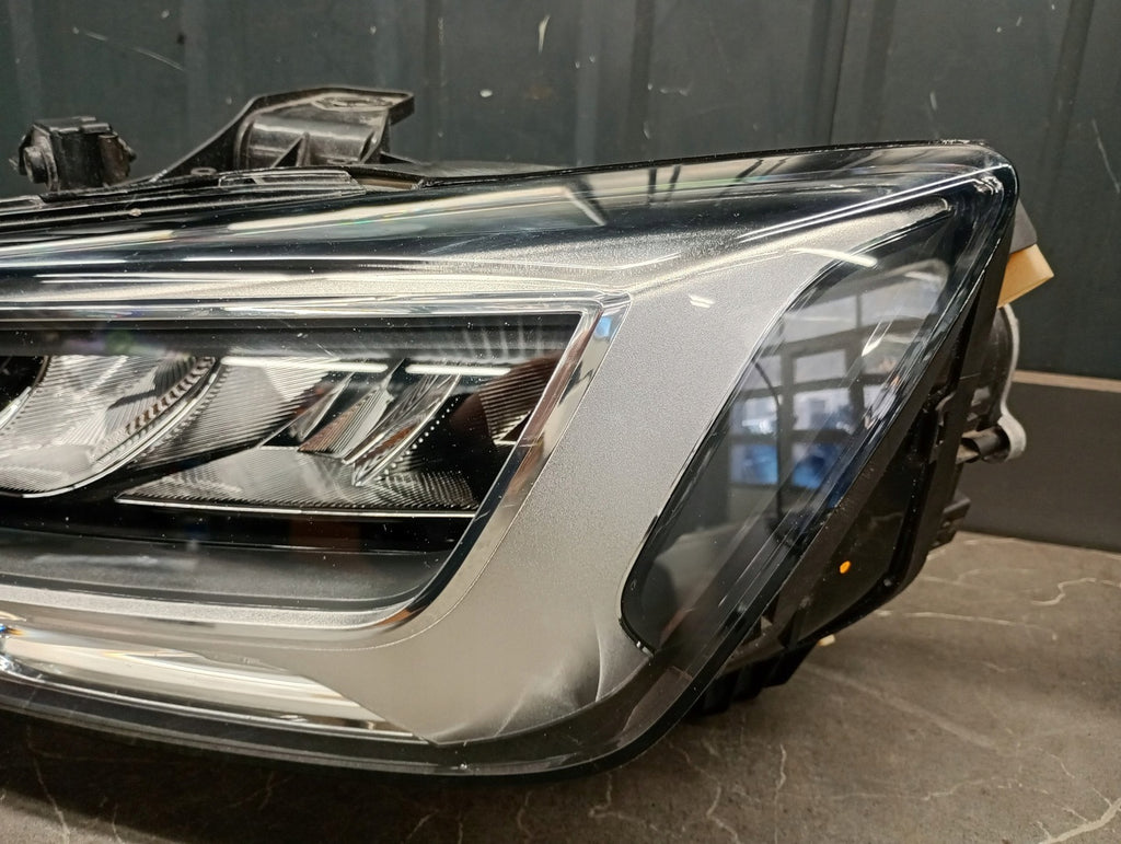 Frontscheinwerfer Audi Q2 81A941011 Full LED Links Scheinwerfer Headlight