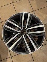 Load image into Gallery viewer, 1x Alufelge 19 Zoll 7.0" 5x112 43ET 5NA601025F Mg Sharan Rim Wheel FEL5103552192ae