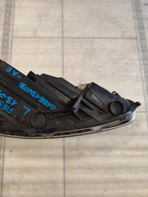 Laden Sie das Bild in den Galerie-Viewer, Frontscheinwerfer Ford Fiesta C1BB-13W030-AE Links Scheinwerfer Headlight SCH6037506975bs