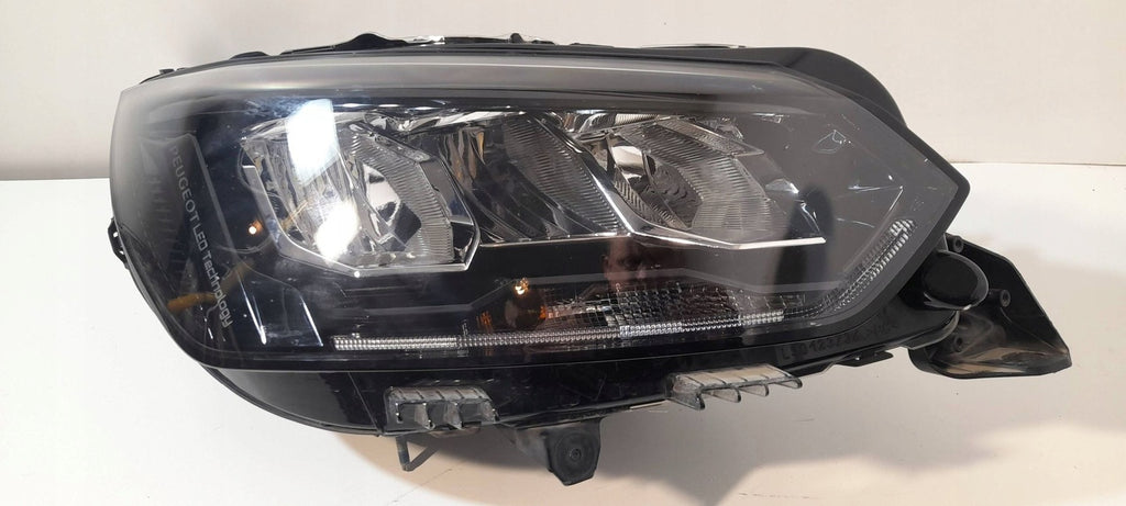 Frontscheinwerfer Peugeot 2008 II E219048 Rechts Scheinwerfer Headlight